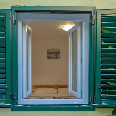 Nino Apartment